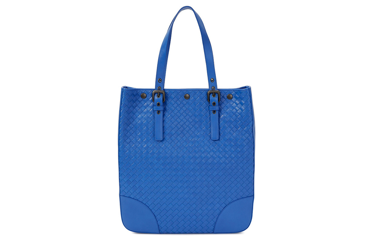 

Кожаная сумка большого размера женская синяя Bottega Veneta