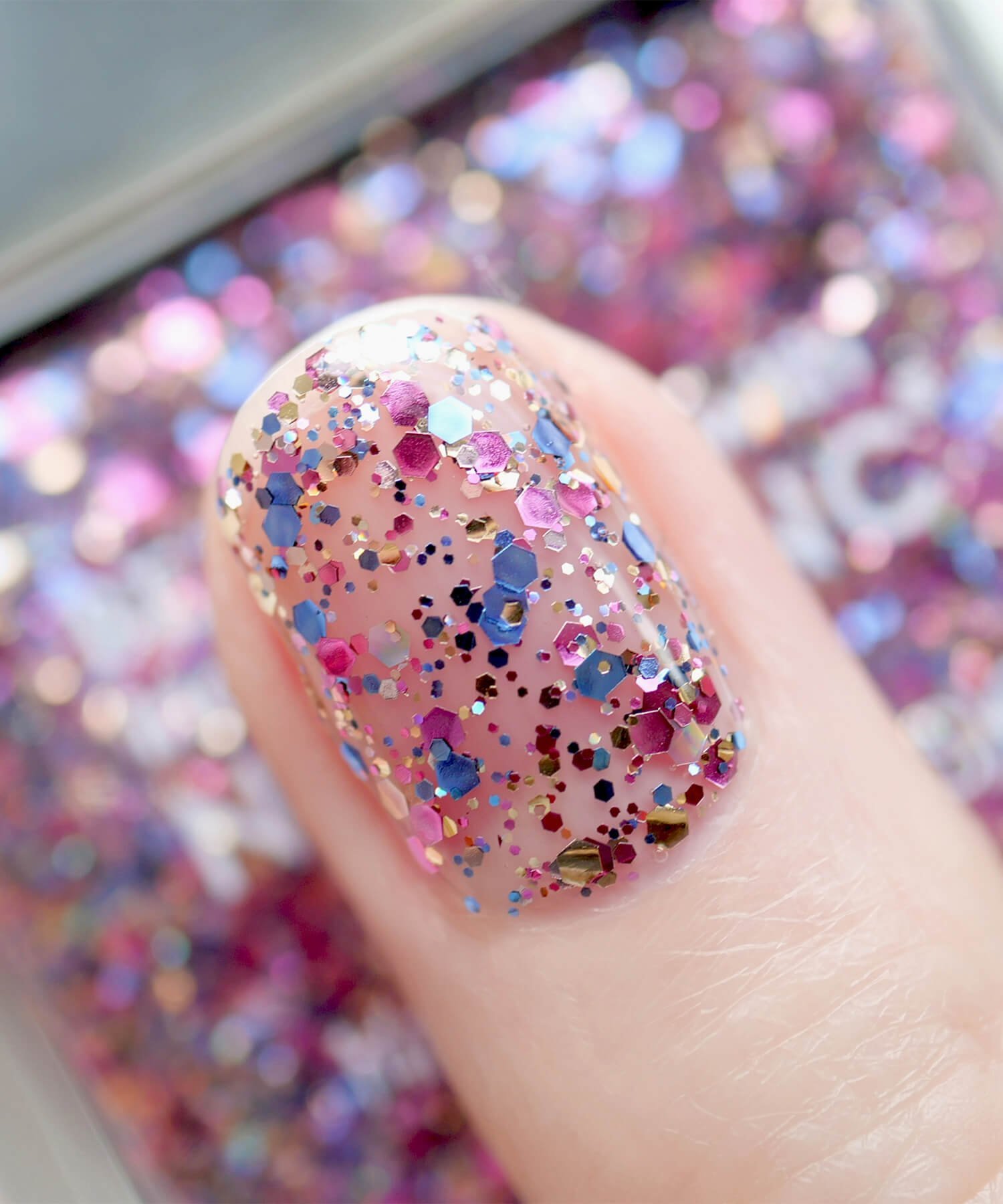 Лак для ногтей Сверкающая супер-пайеточная ткань Nails Inc, purple — фото 2