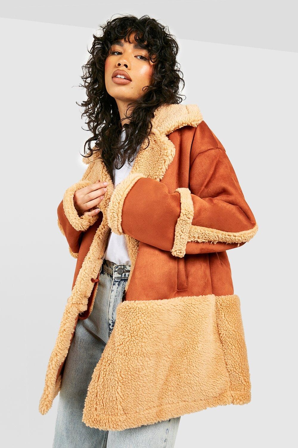 

Пальто с отделкой Тедди boohoo, коричневый