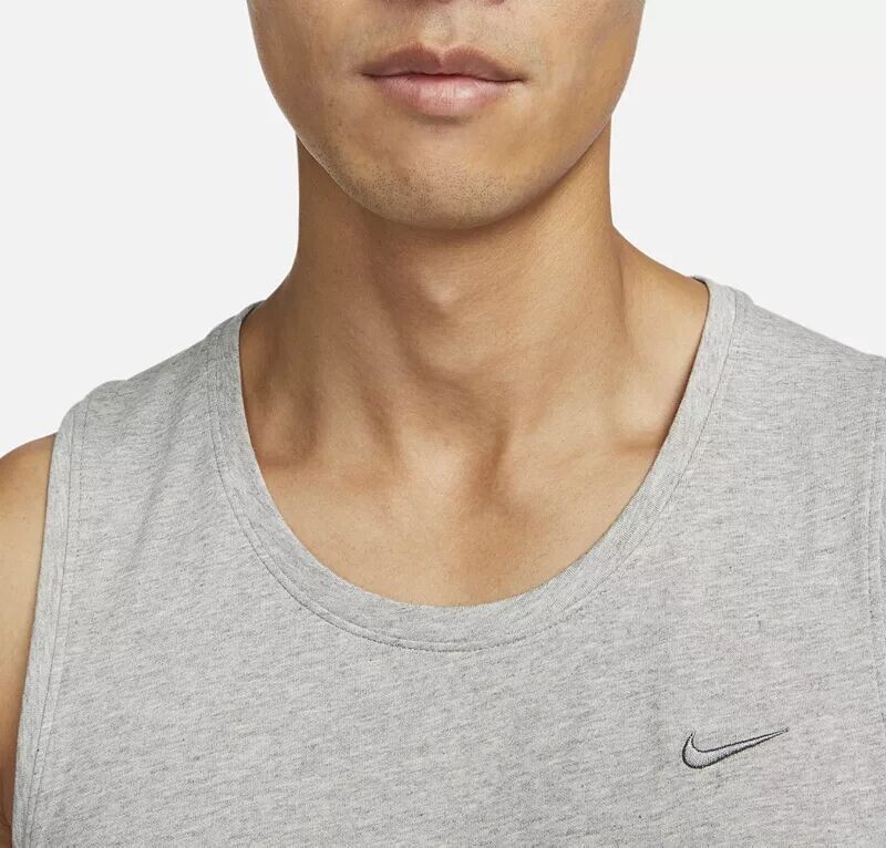 Мужская универсальная майка для фитнеса Nike Dri-FIT Primary — фото 4