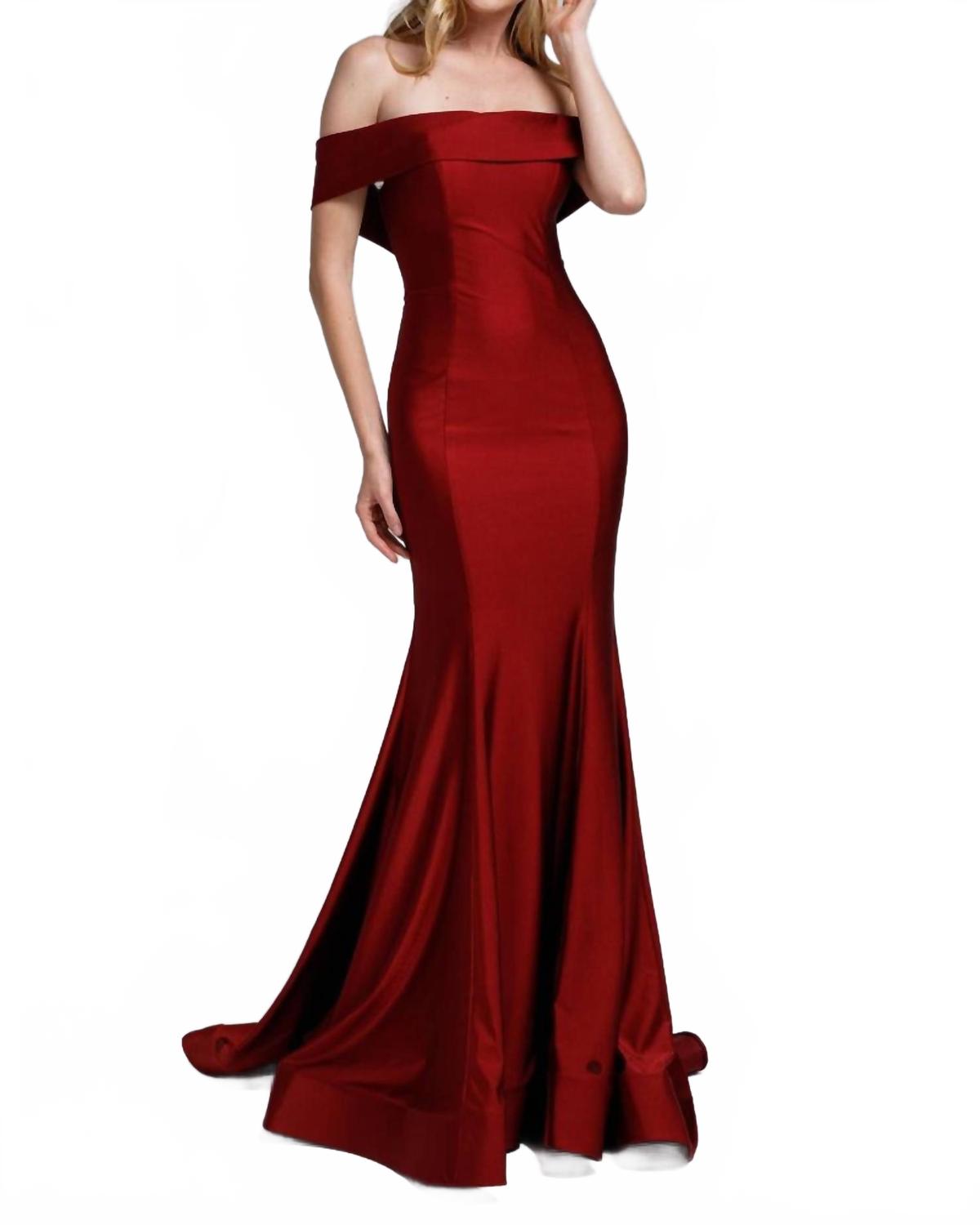 

Платье Valencia в бордовом цвете Amelia Couture