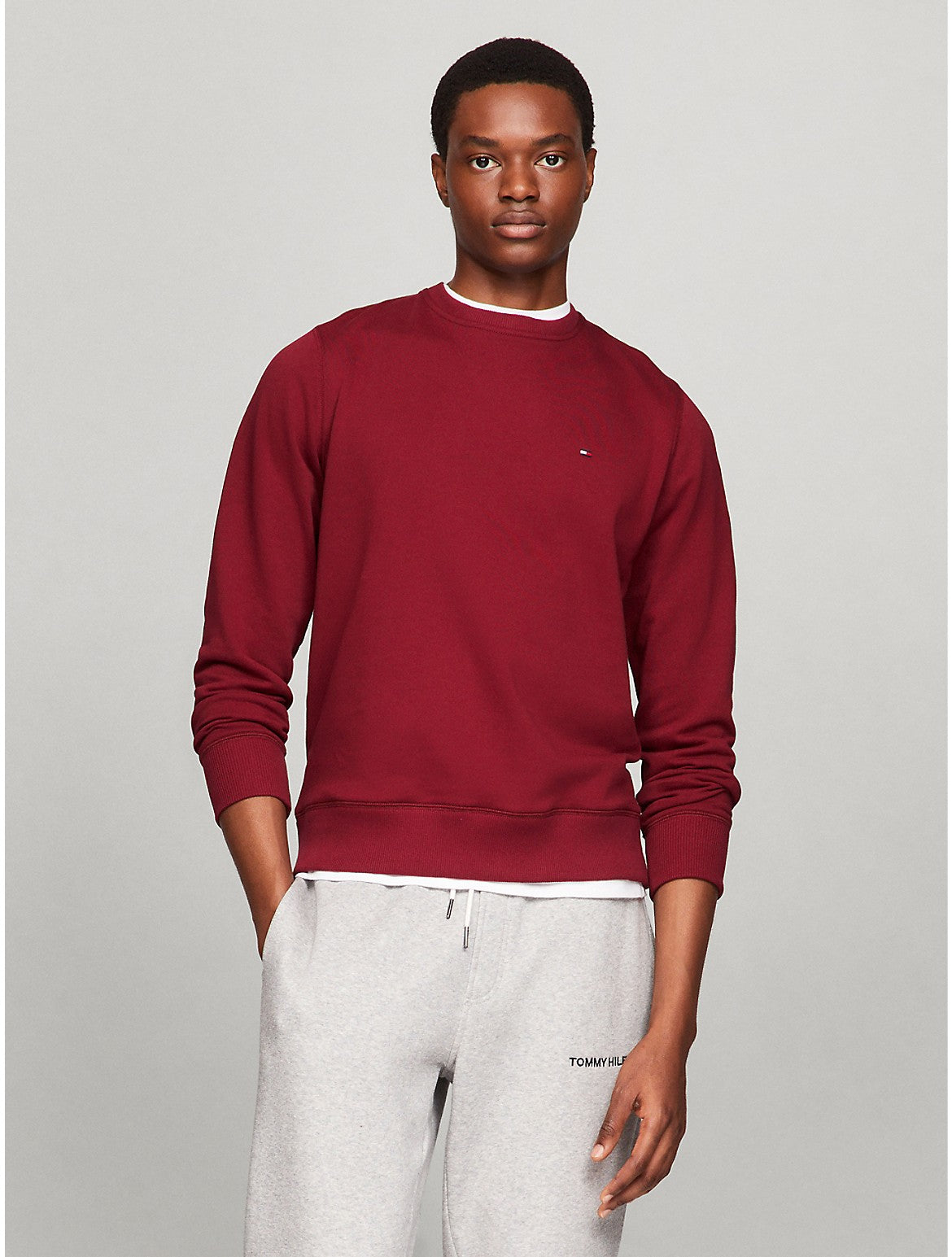 

Мужская однотонная толстовка с круглым вырезом Tommy Hilfiger, цвет rouge