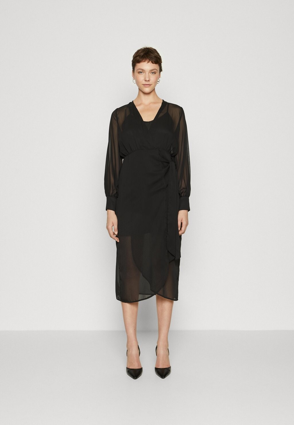

Элегантное платье Sheer Midaxi Vienna Never Fully Dressed, черный