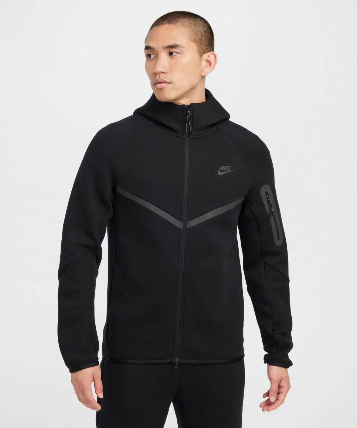 Флисовая худи Nike Tech Fleece с V-образным дизайном, чёрная