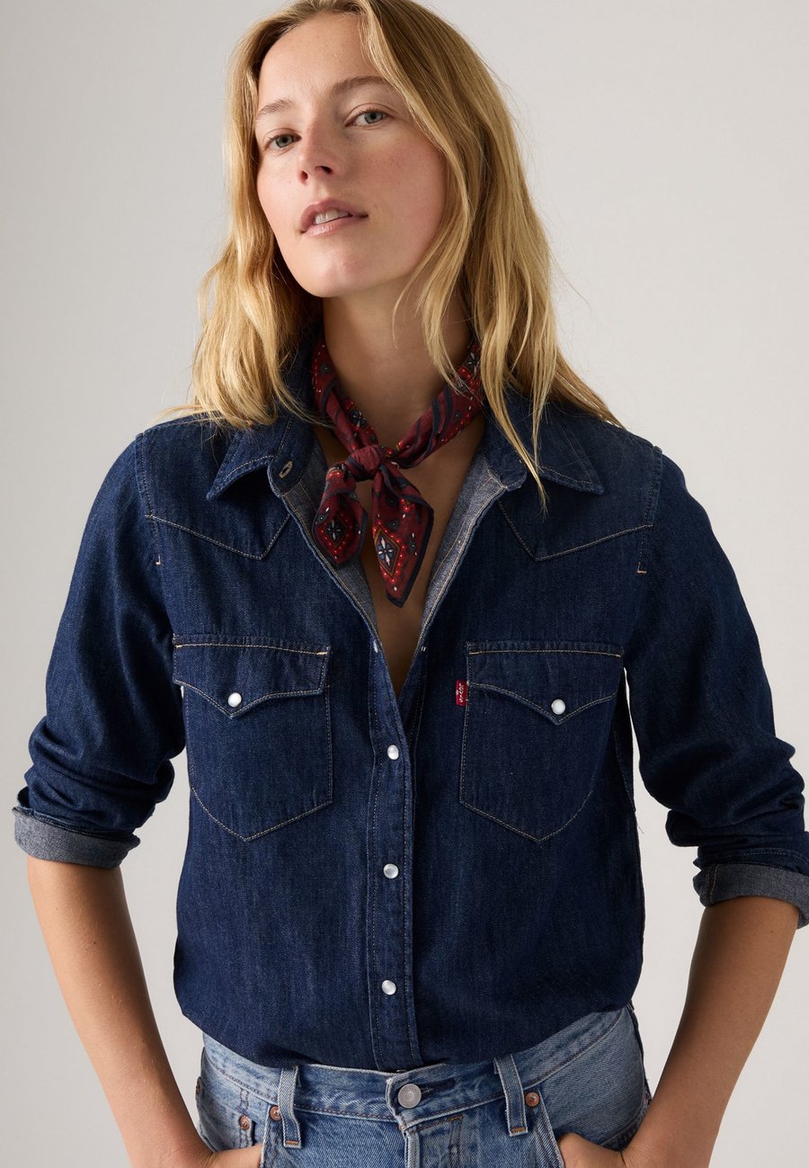 

Шарф Levi's SWEETHEARTS, Red