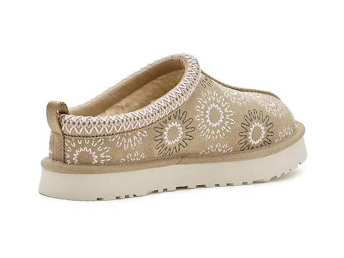 Тапочки с вышивкой Tazz Sun Stitch UGG Kids, Mustard Seed — фото 4