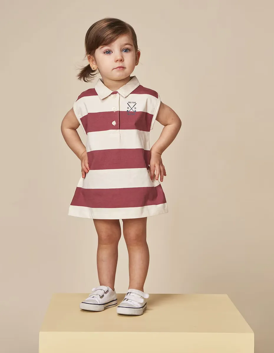 

Полосатое платье для девочки без рукавов Gocco, пурпурный