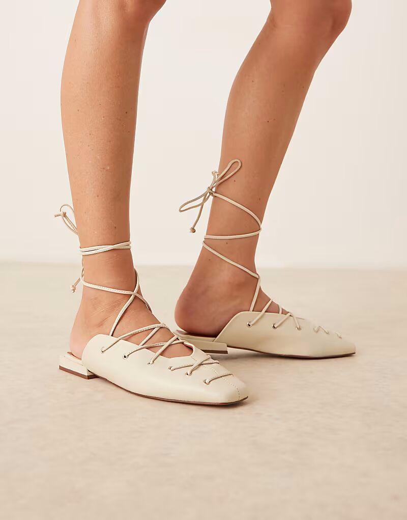 Мюли Laney премиум-класса с завязками-гилли ASOS DESIGN из кожи кремового цвета