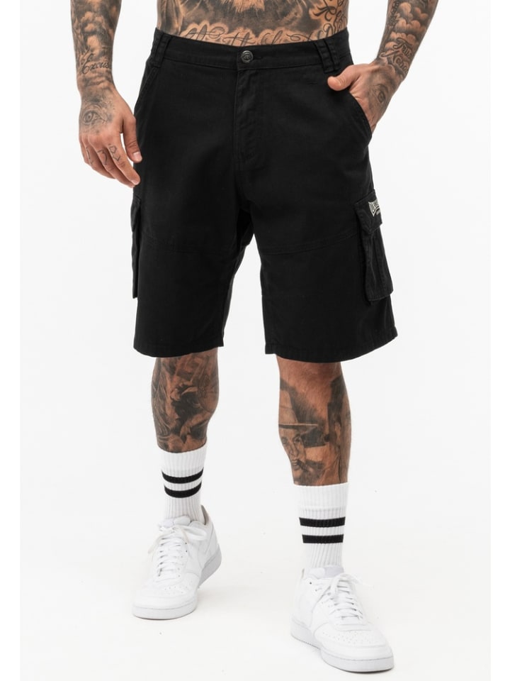 

Тканевые шорты Lonsdale, черный
