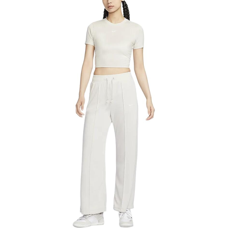 Футболка Nike Sportswear Essential Slim-Fit Crop FB2874-105, светло-розовое дерево умбра — фото 3