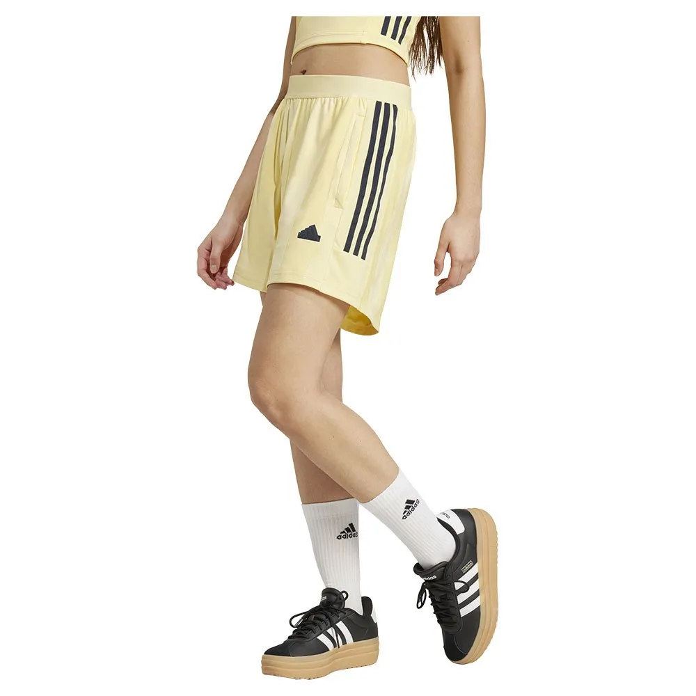 

Шорты adidas Tiro Cut 3 Stripes Jacquard, желтый