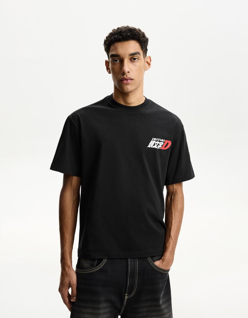 

Футболка с коротким рукавом и принтом Initial D Bershka, черный