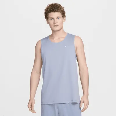 

Футболка Nike Primary, цвет Ashen Slate/Ashen Slate