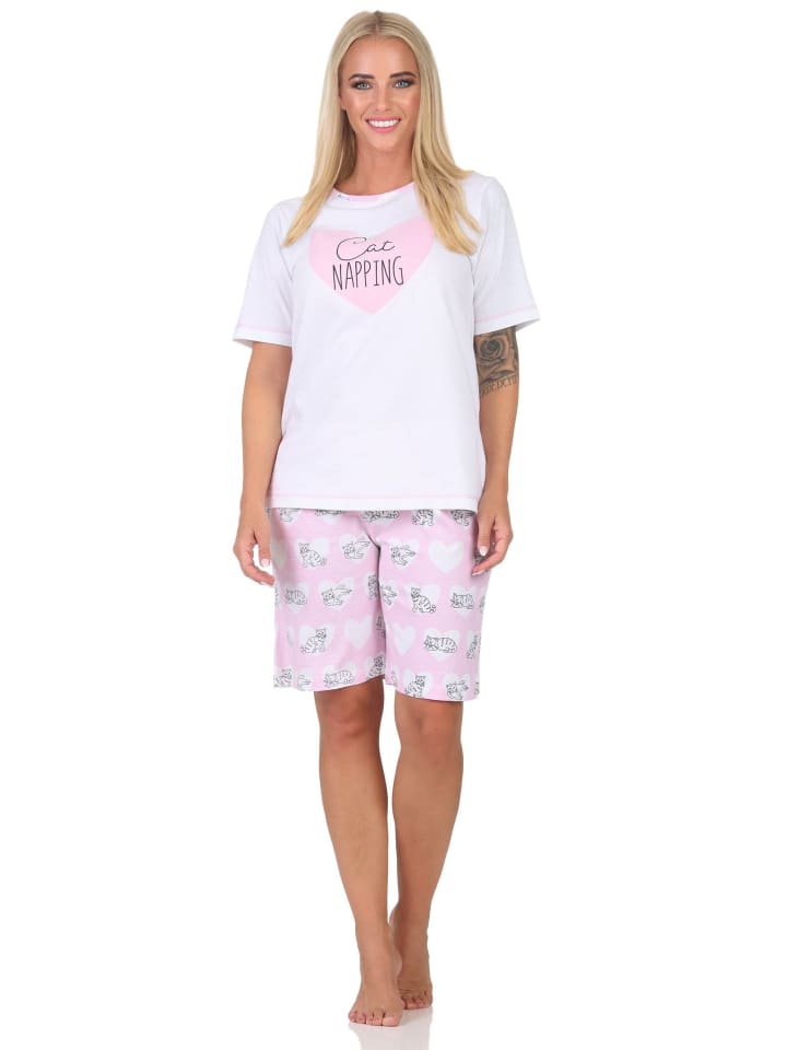 

NORMANN Пижама с короткими рукавами и рисунком в виде сердечек и кошек, размеры 125, 205 и 360, розового цвета