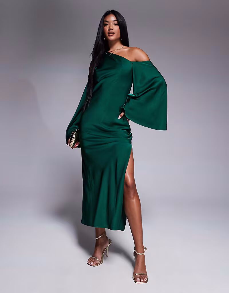 

Платье миди из атласа ASOS DESIGN с расклешенными рукавами и открытыми плечами темно-зеленого цвета