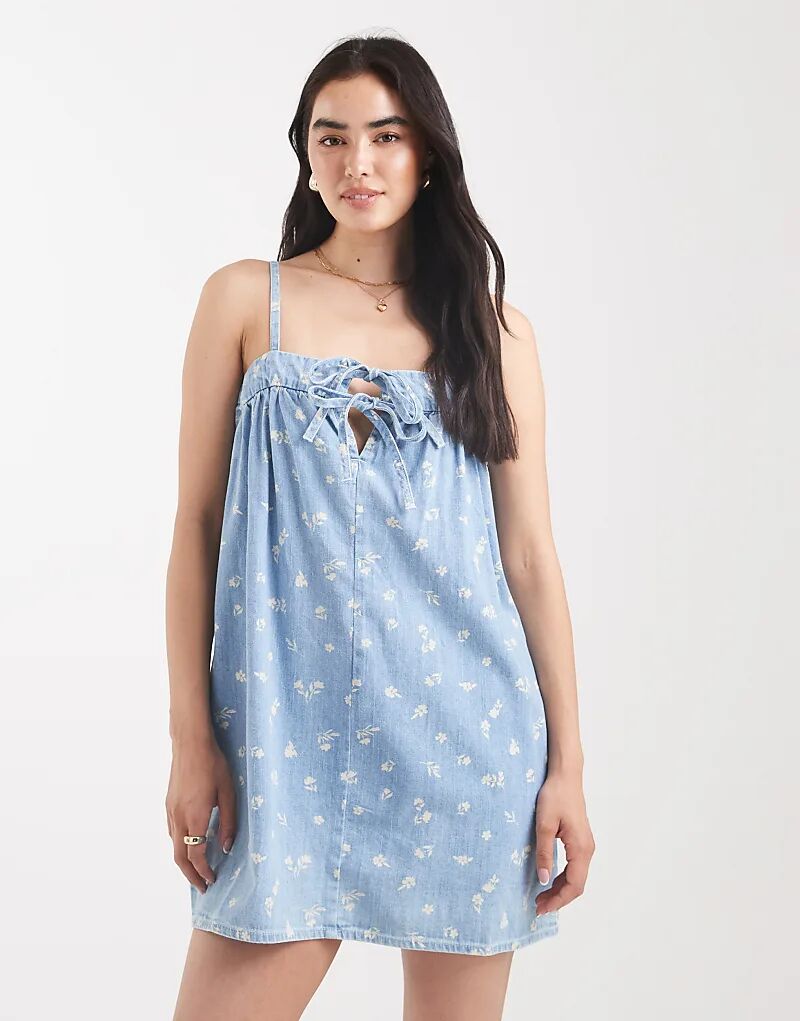 

Мини-платье ASOS DESIGN из мягкого денима с завязкой спереди и цветочным принтом