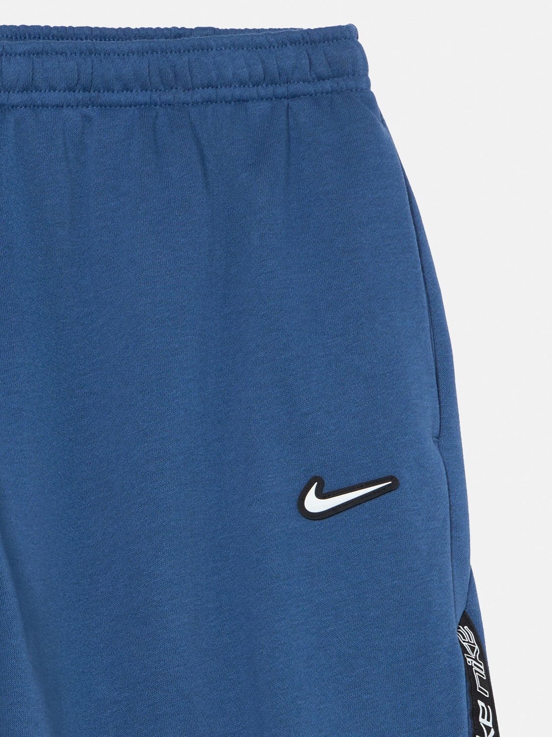 Nike Sportswear Широкие брюки в темно-синем цвете — фото 3