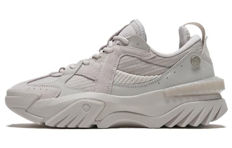 

Кроссовки женские Kawayuki Hiking Shoes с низким верхом, серые Xtep