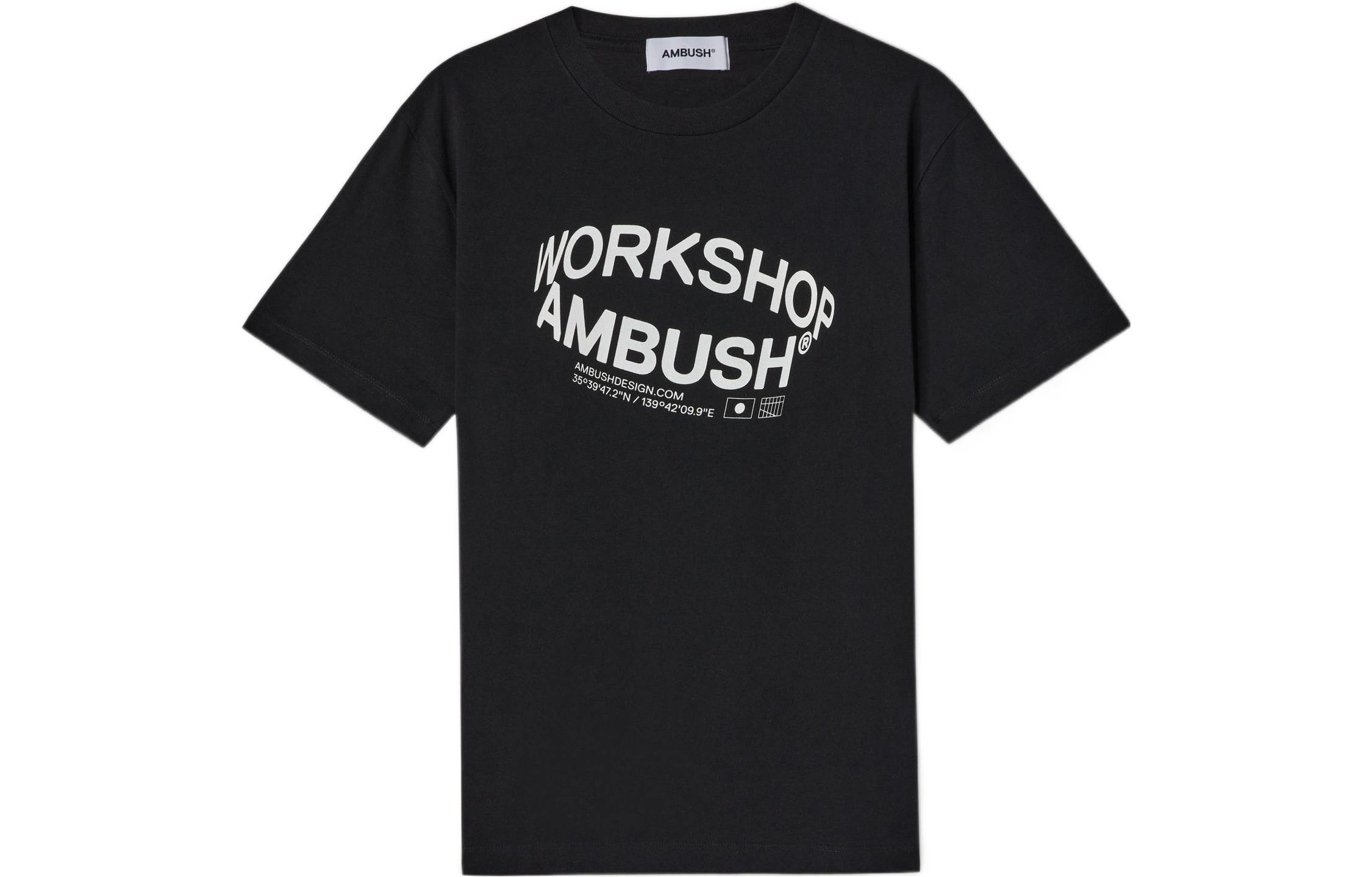 

Футболка AMBUSH с принтом логотипа Revolve, черная