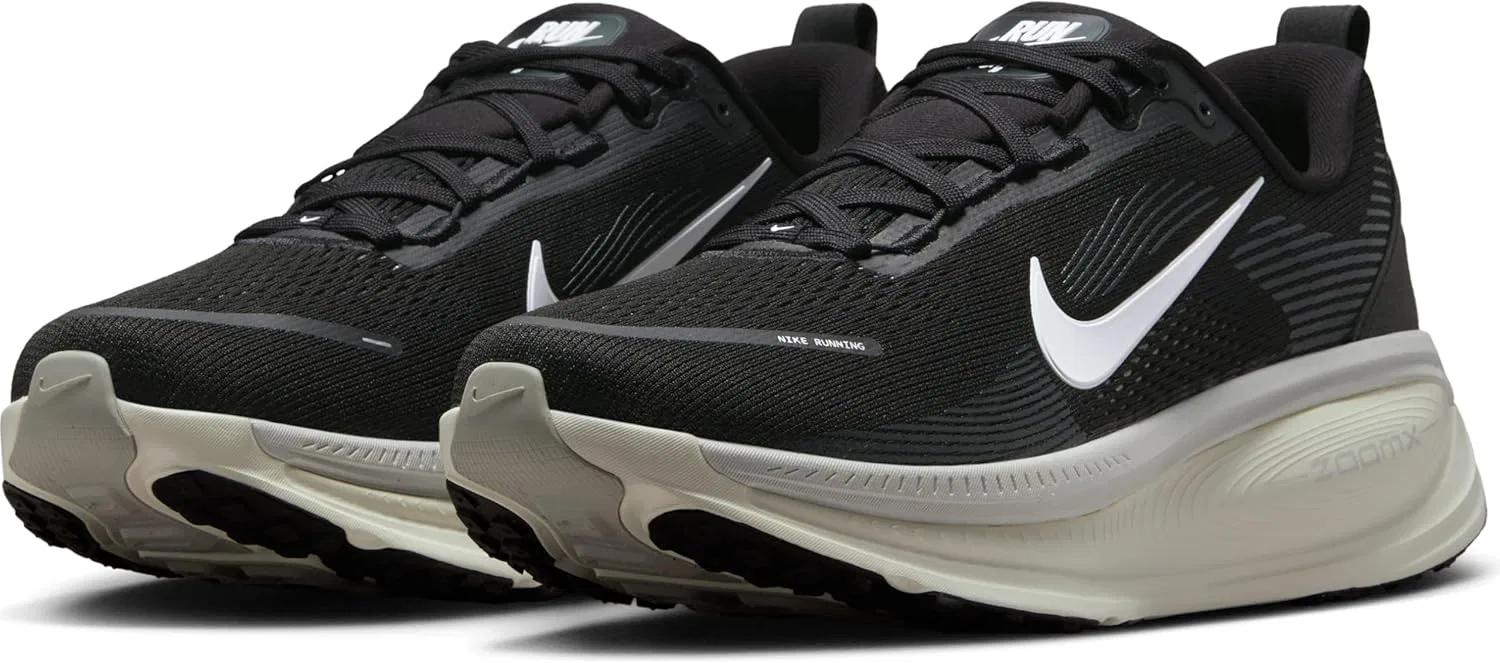 Мужские беговые кроссовки Nike Vomero HM6803, размер 18, Black Summit White Coconut Mil — фото 2