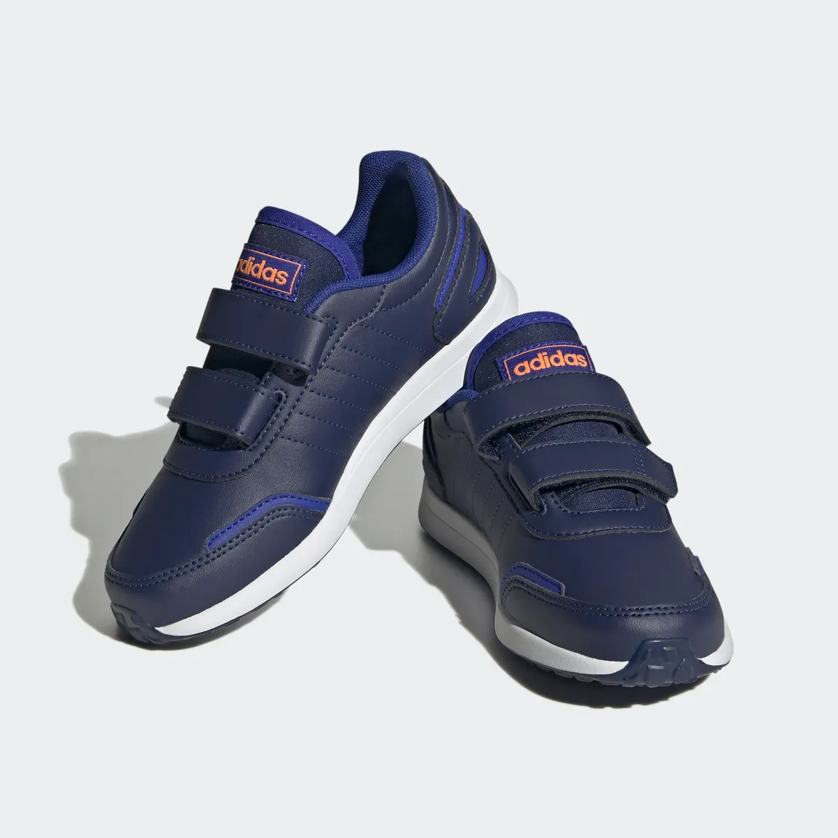 

Спортивные кроссовки adidas "VS SWITCH 3 LIFESTYLE RUNNING HOOK AND LOOP STRAP" Adidas Sportswear, белый