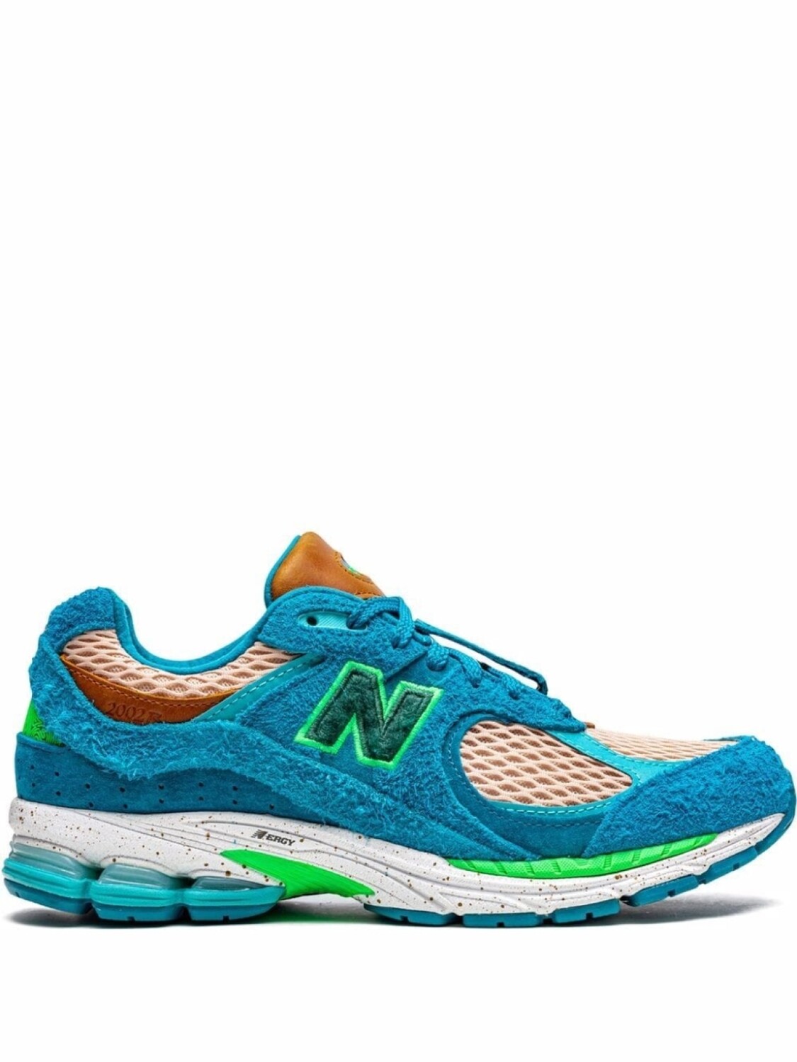 

New Balance кроссовки 2002R из коллаборации с Salehe Bembury, синий