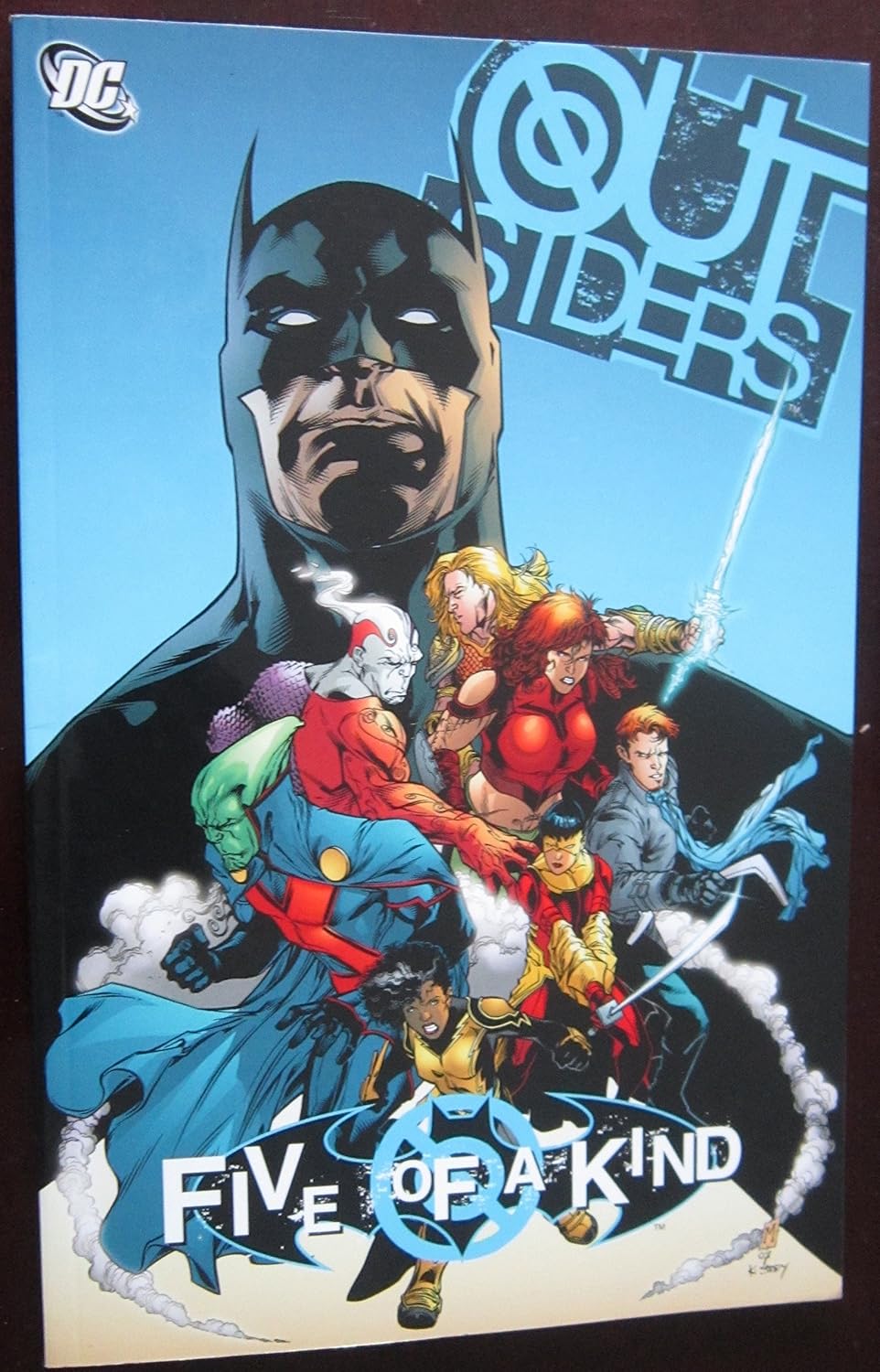 

Outsiders Five Of A Kind TP (DC Comics)