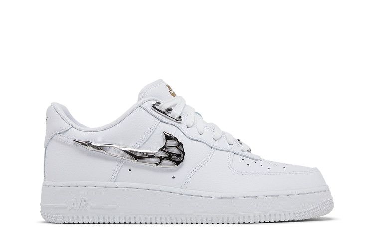 Кроссовки Nike Air Force 1 '07 Premium 'Molten Metal Swoosh Pack - Chrome', белый — фото 2