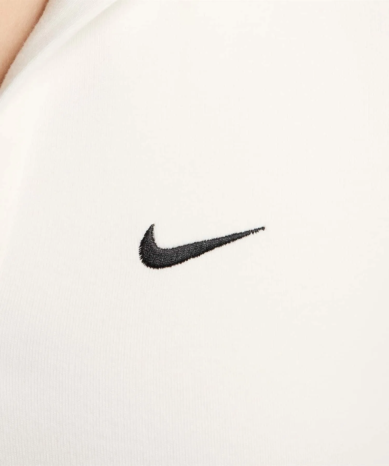 Женская поло-рубашка Nike Sportswear Essential с коротким рукавом DV7885-133, цвет «парусный». — фото 4