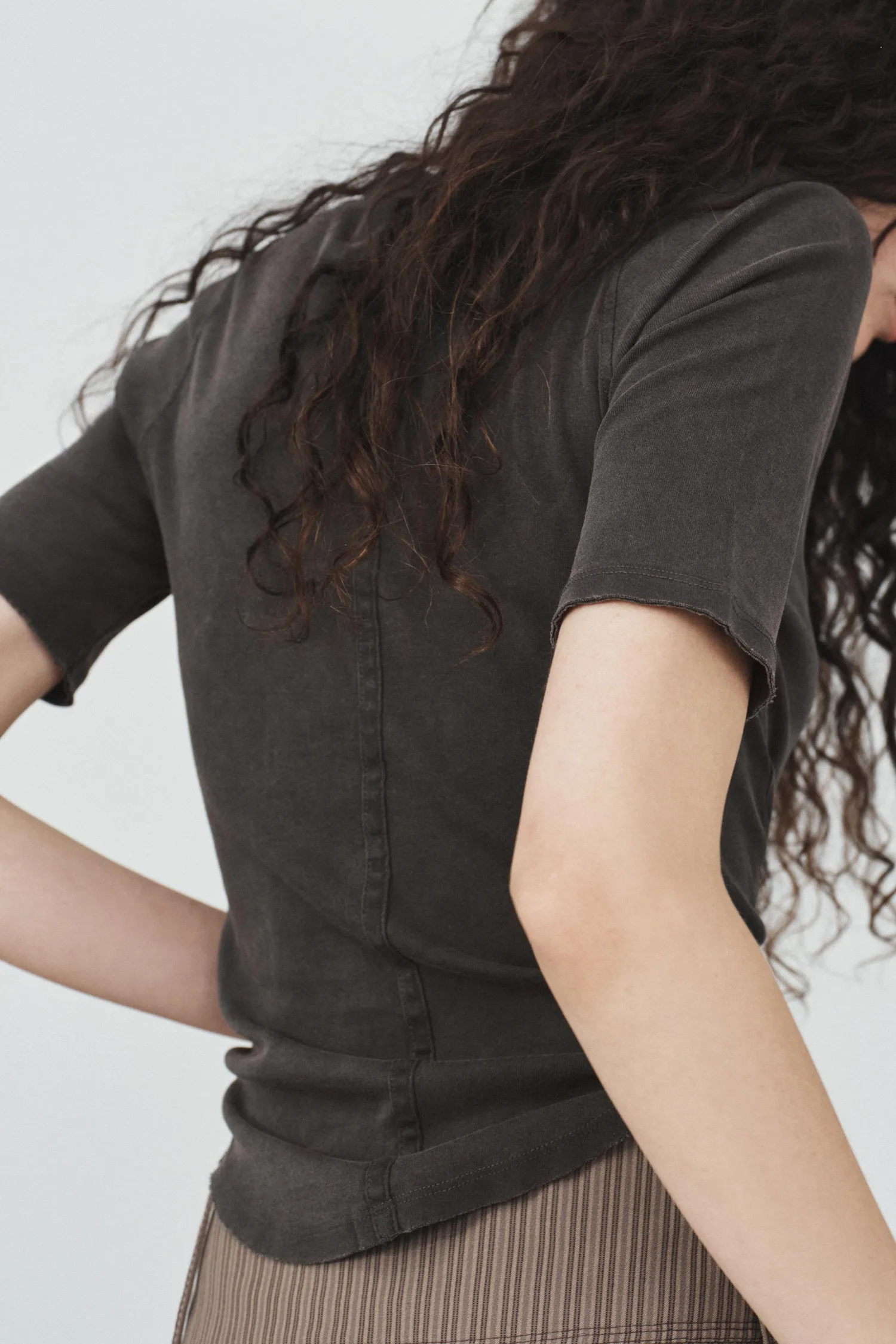 Футболка с эффектом выцветания Zara, угольный — фото 3