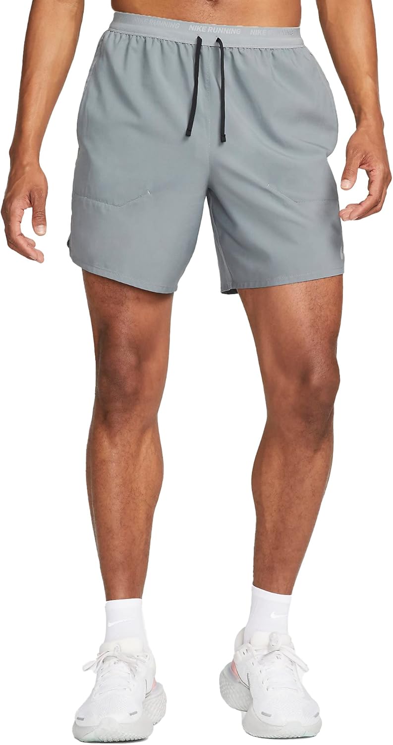 

Мужские беговые шорты Nike Dri-FIT Stride 7 дюймов без подкладки, Smoke Grey/Black