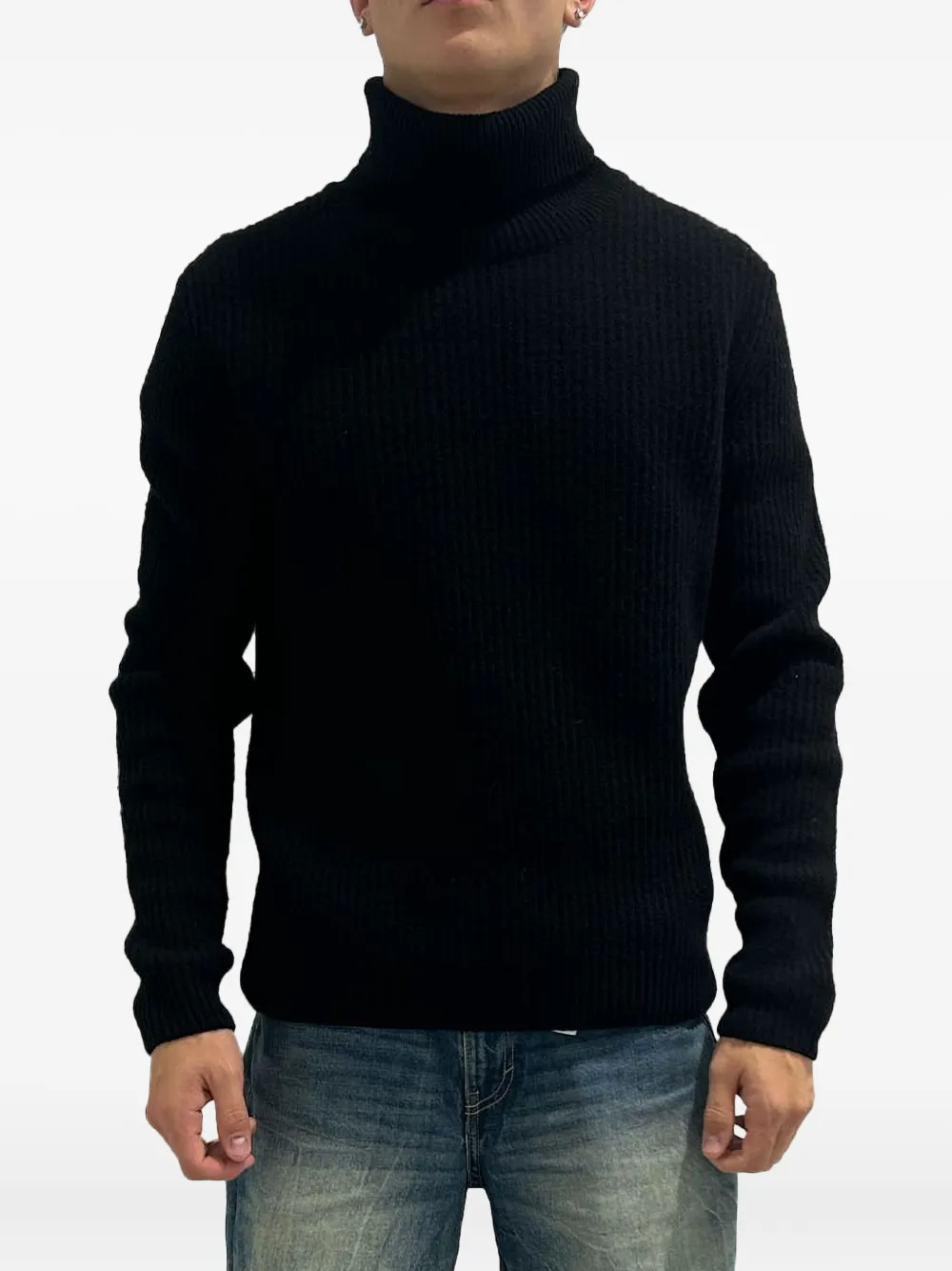 

Свитер с воротником-стойкой Rayne 1896, черный