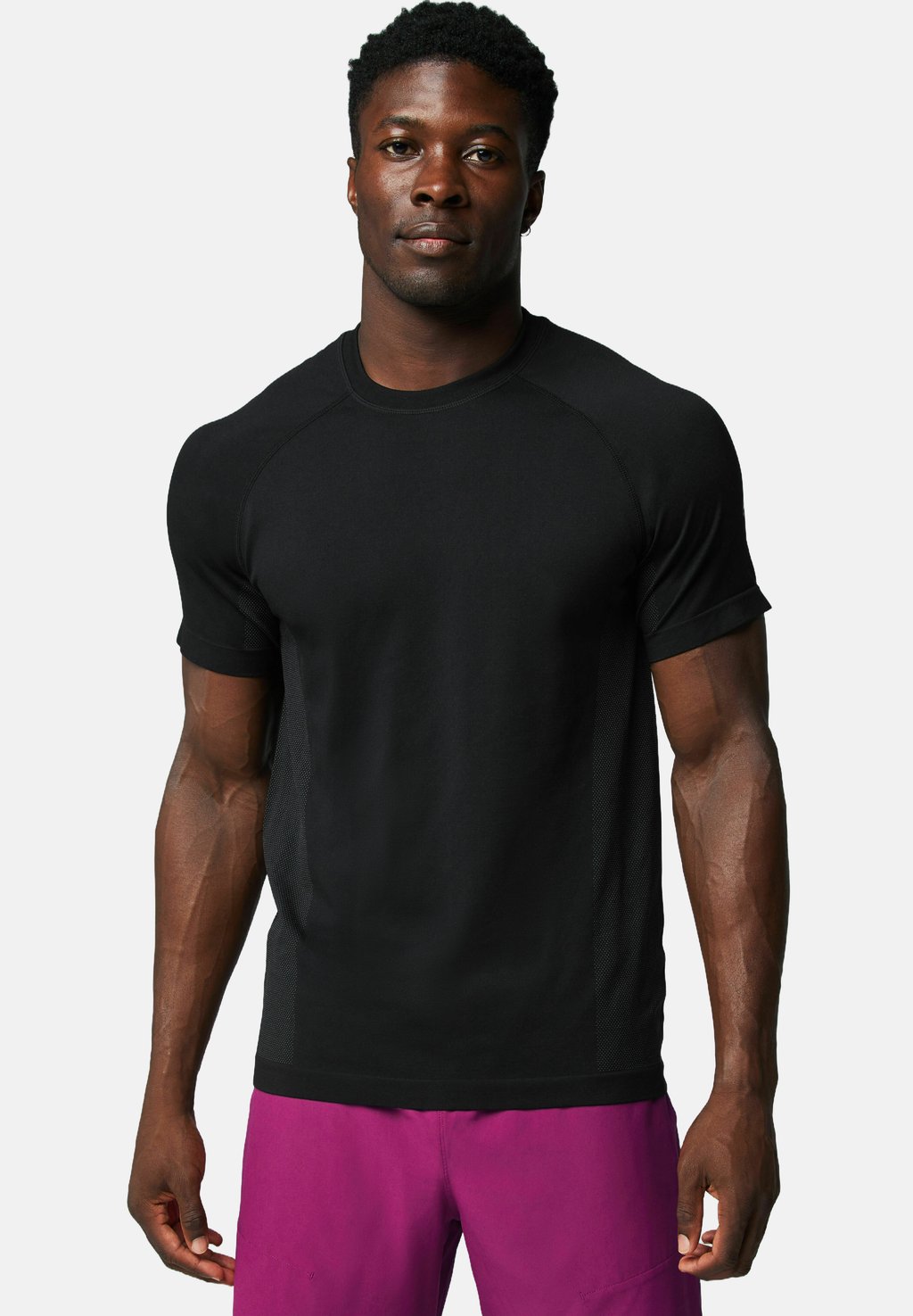 

Спортивная футболка THE TRAINING DAY Fabletics, черный