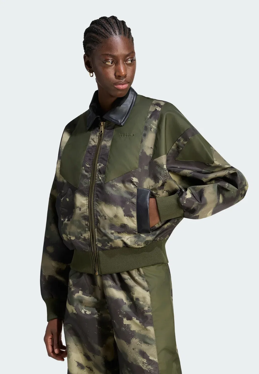 Куртка-Бомбер Eqt aop - легкая куртка Adidas Originals, Night Cargo Multicolor