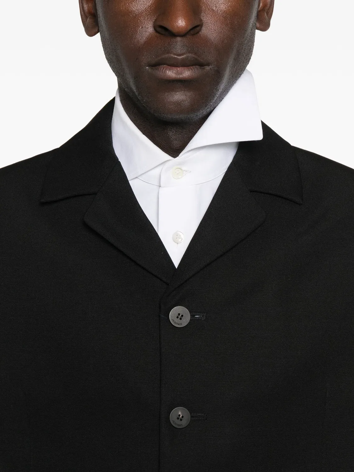 Пиджак с кнопками и без воротника Jacquemus, черный — фото 4