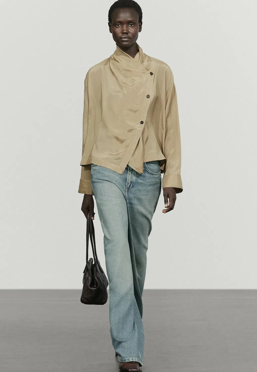 Двубортная рубашка с воротником - блузка на пуговицах Massimo Dutti, Sand