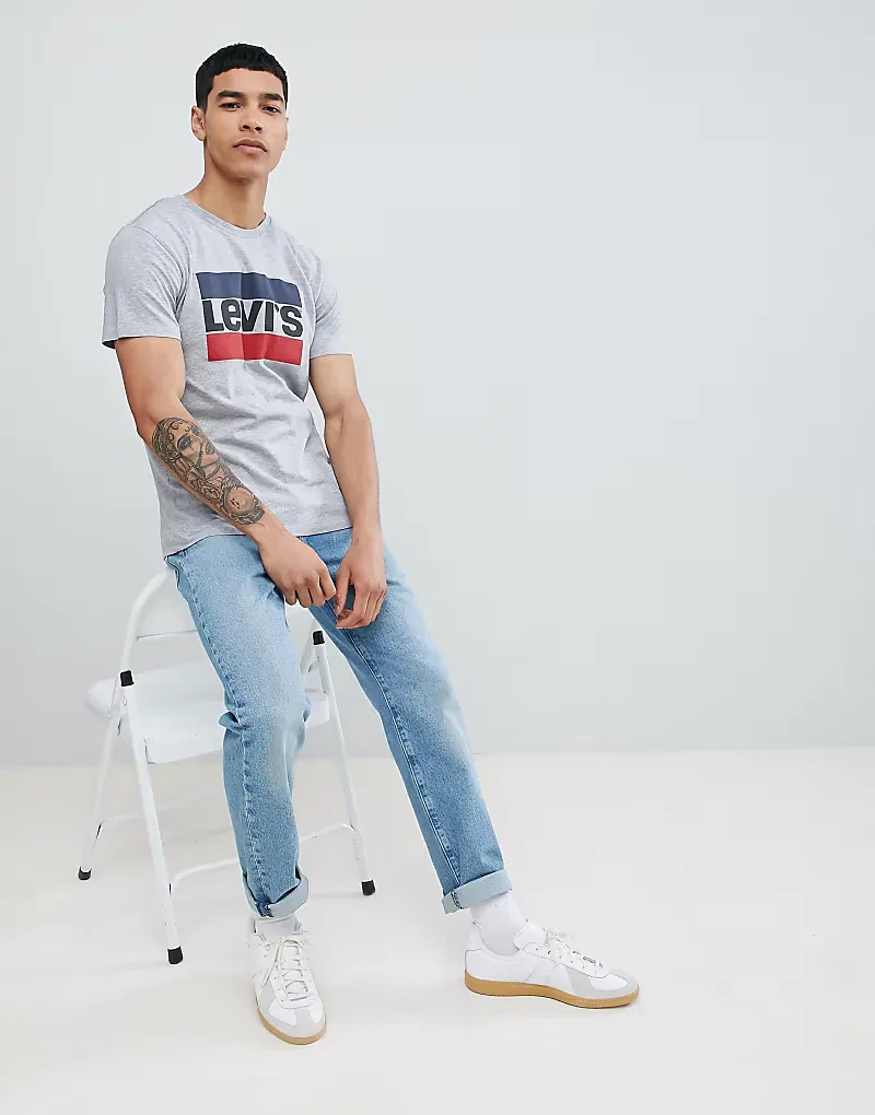 Футболка Levi's Sportswear с логотипом, серый — фото 4