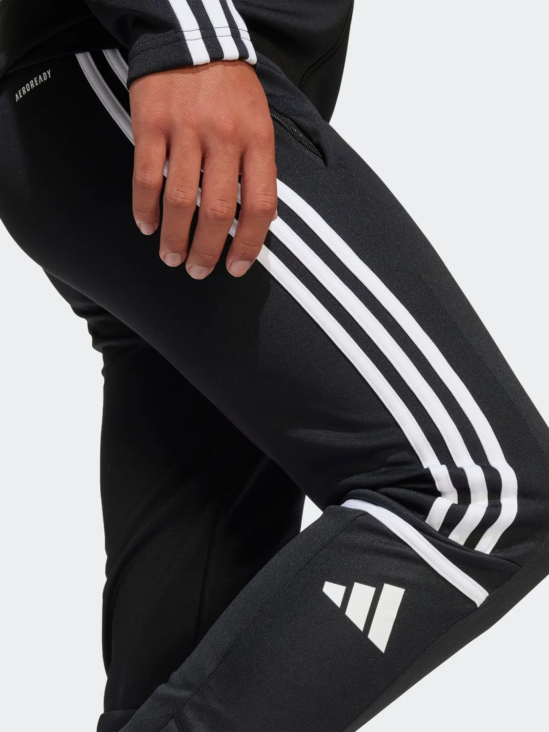 Штаны тренировочные Squadra 25 adidas, черный — фото 4