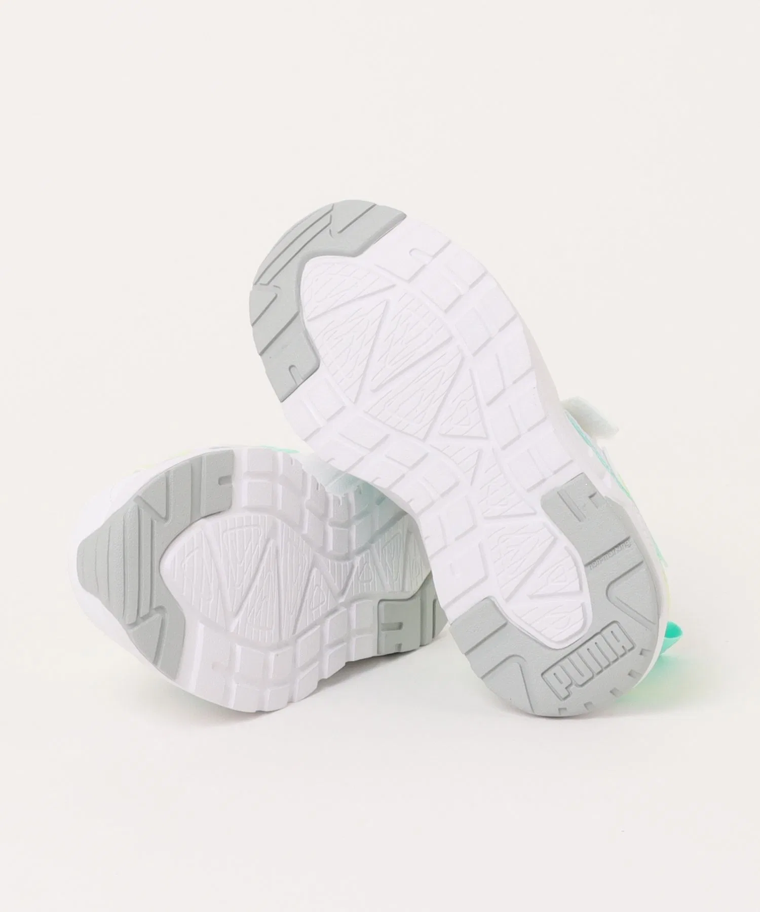 Детские кроссовки PUMA TRINITY LITE BLURRY DREA AC+ PS — фото 3