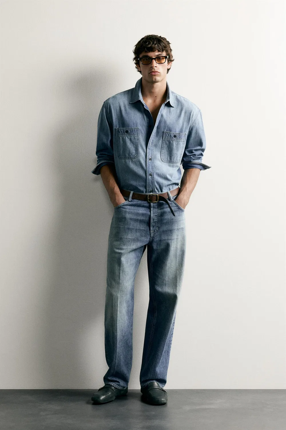Джинсы свободного кроя, отглаженные. ZARA, Blue