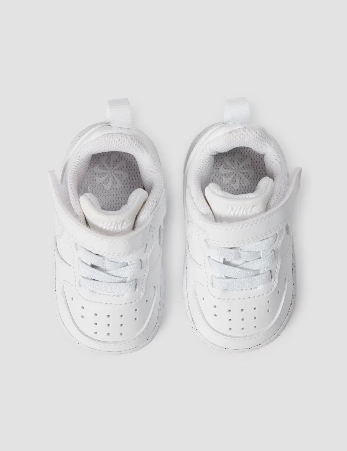 Детские кроссовки для мальчиков с закрытым носком Court Borough Low 2 NIKE, White — фото 4