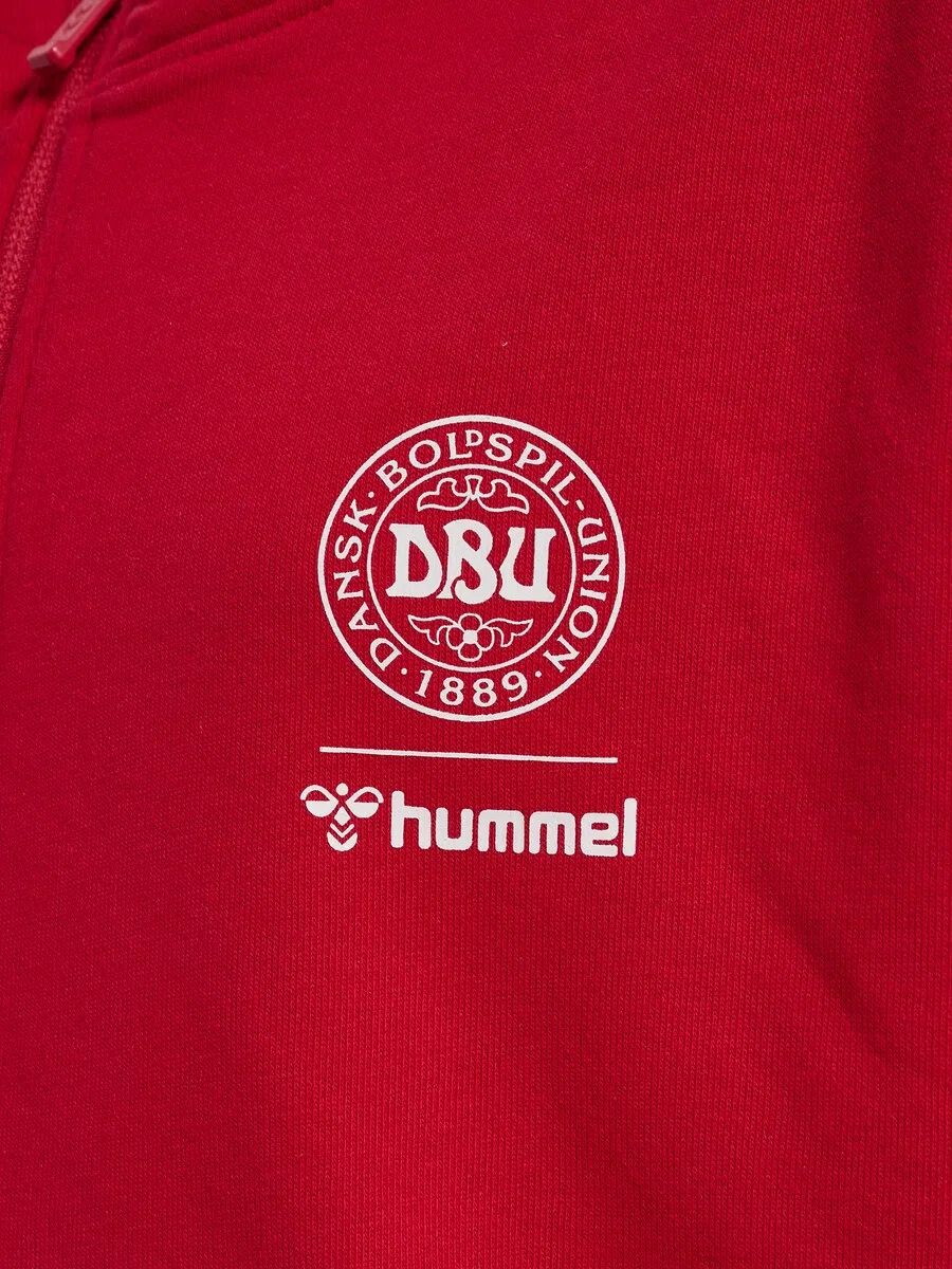 Спортивная толстовка Hummel 'DBU 26 Fan' красного цвета — фото 4