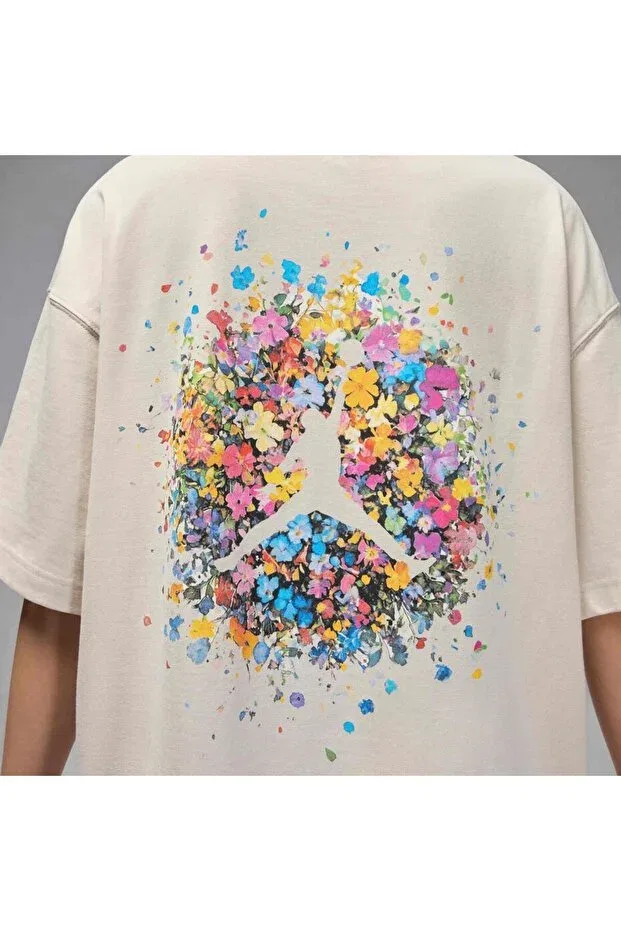 Женская футболка свободного кроя Jordan Flight Oversized Graphic T-Shirt Nike, Nude Color — фото 3