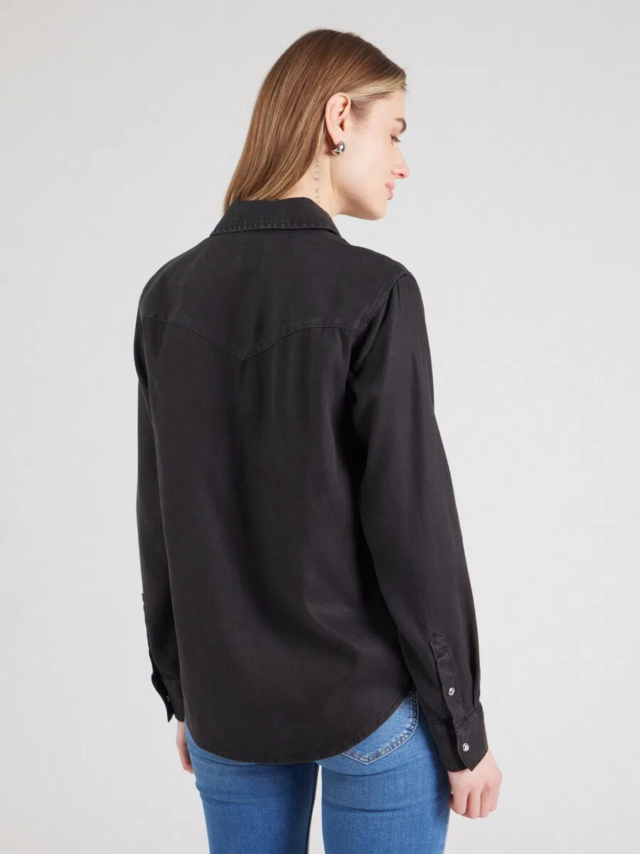Блузка LEVI'S «Iconic Lightweight Western Shirt» черного цвета — фото 4