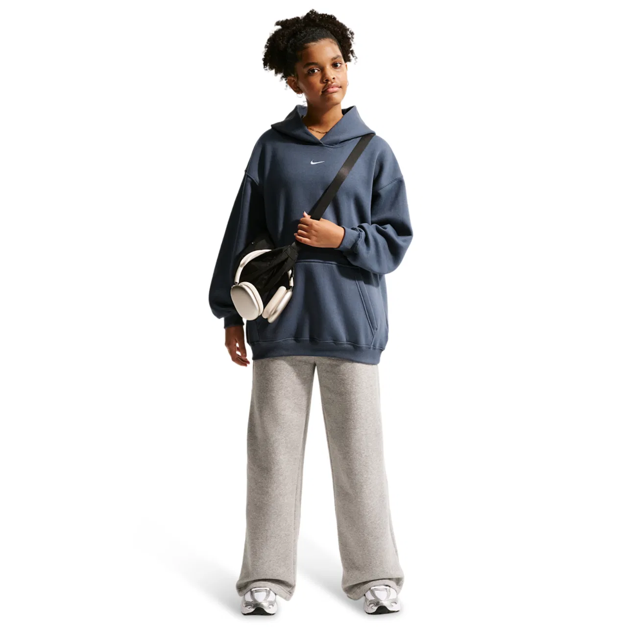 Детский свитшот для девочек оверсайз с принтом Nike NSW Studio Fleece OS PO Hoodie, Thunder Blue/White — фото 4