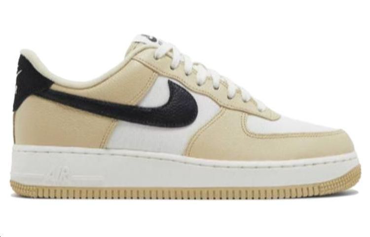Кроссовки Nike Air Force 1 '07 LX Low, бежевый/черный — фото 2