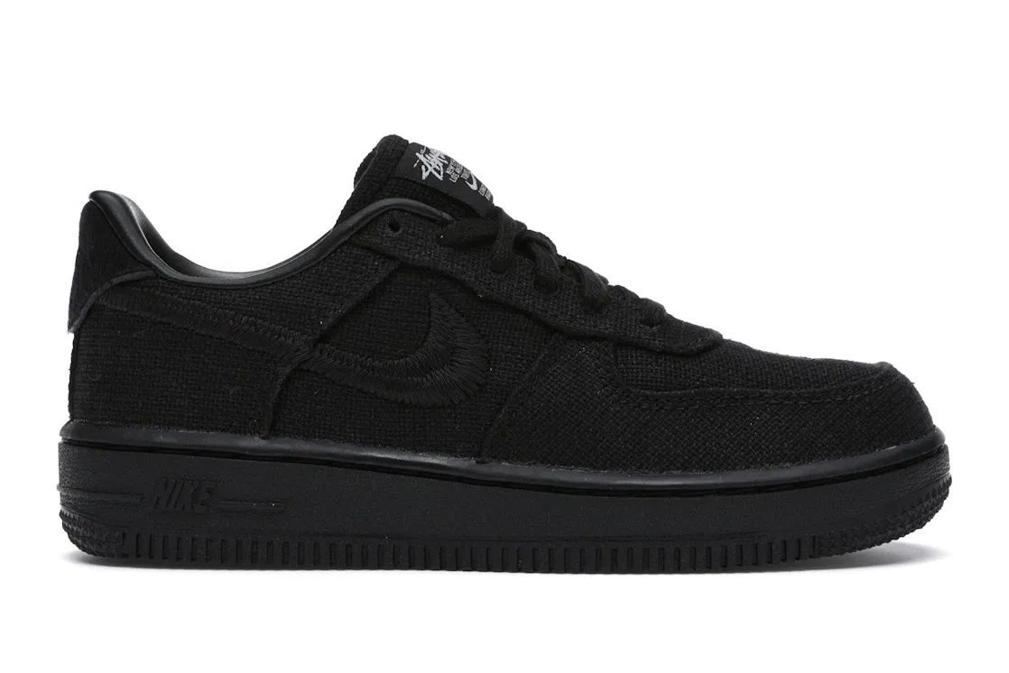 Детские кроссовки Lifestyle с брендовым логотипом Nike Air Force 1 Low Stussy Black, Black/Black/Black