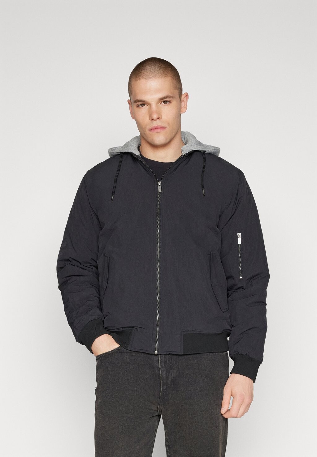 

Куртка Redefined Rebel RRRAY JACKET UNISEX, черный
