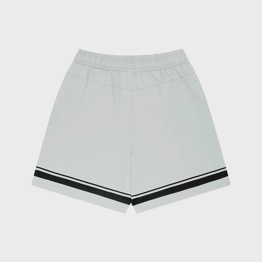 Детские нейлоновые тканые шорты светло-серые от Marithé Kids — фото 3
