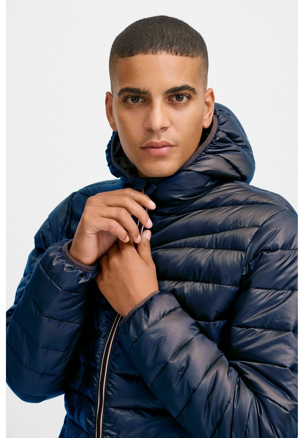 

Зимняя куртка OUTERWEAR Blend, синий